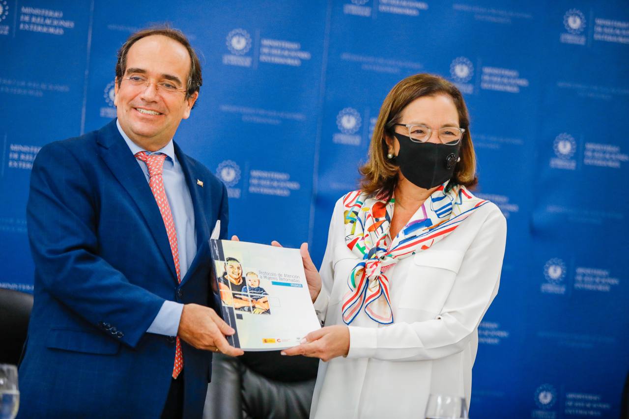 Gobierno y Cooperación Española presentan Protocolo de Atención a Mujeres Migrantes Retornadas gobierno-y-cooperacion-espanola-presentan-protocolo-de-atencion-a-mujeres-migrantes-retornadas